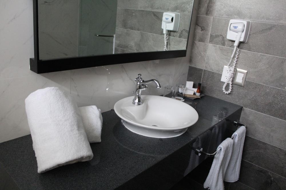 ARBOREA HOTEL photo 2