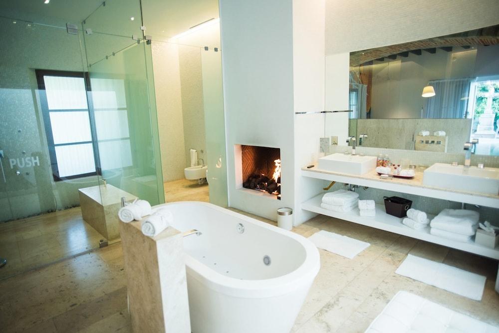 ANTICAVILLA HOTEL AND SPA photo 3