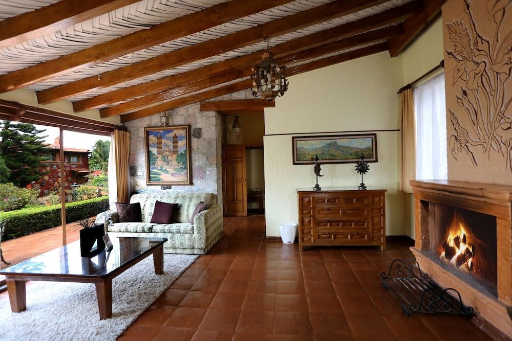 Villa San Jose Hotel and Suites photo 4