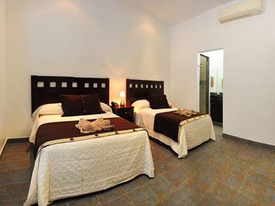 Dangelos 5ta Avenida Hotel photo 1