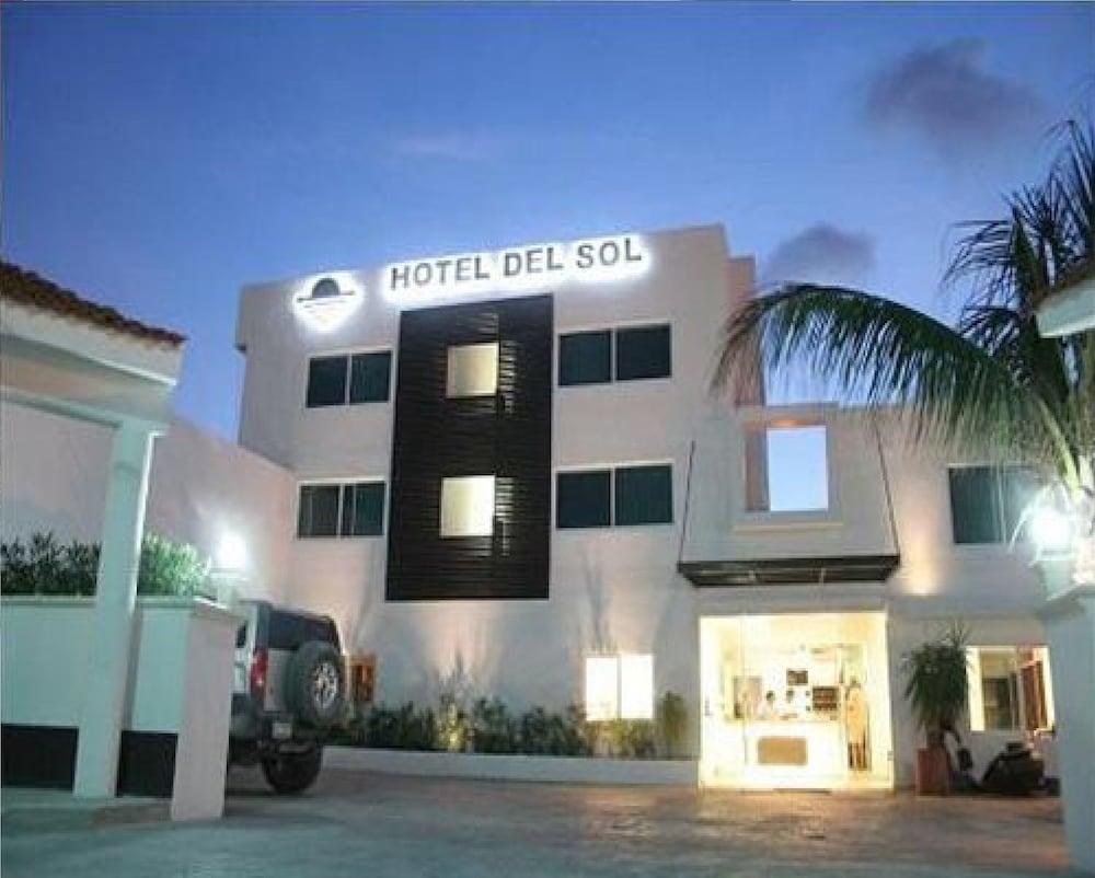 Hotel del Sol photo 3