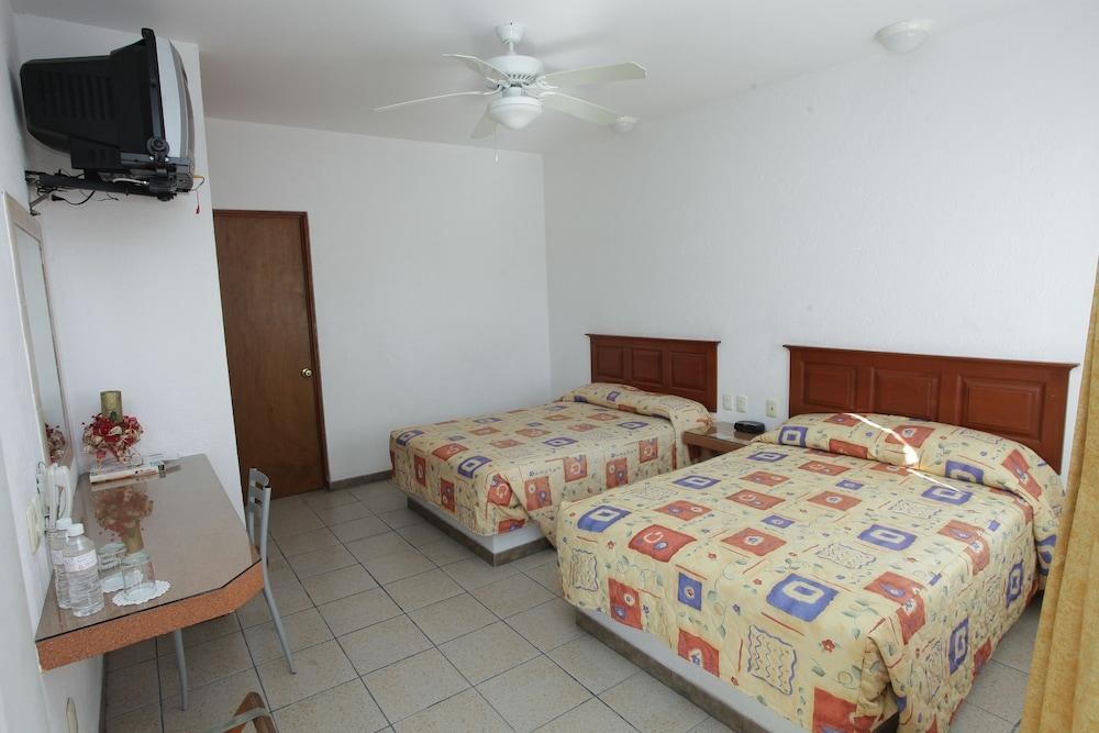 HOTEL CAMBA photo 4