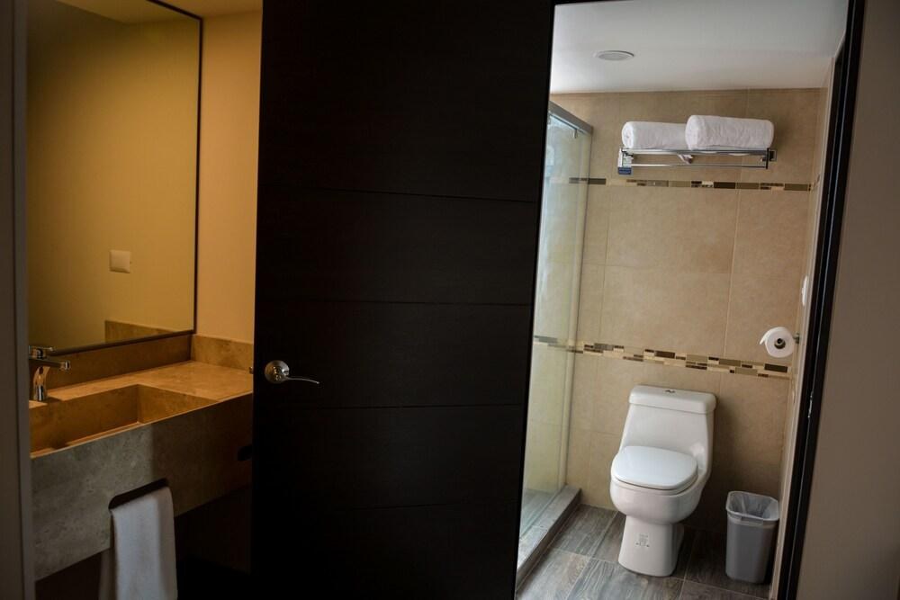 Kasa Hotel & Suites photo 4