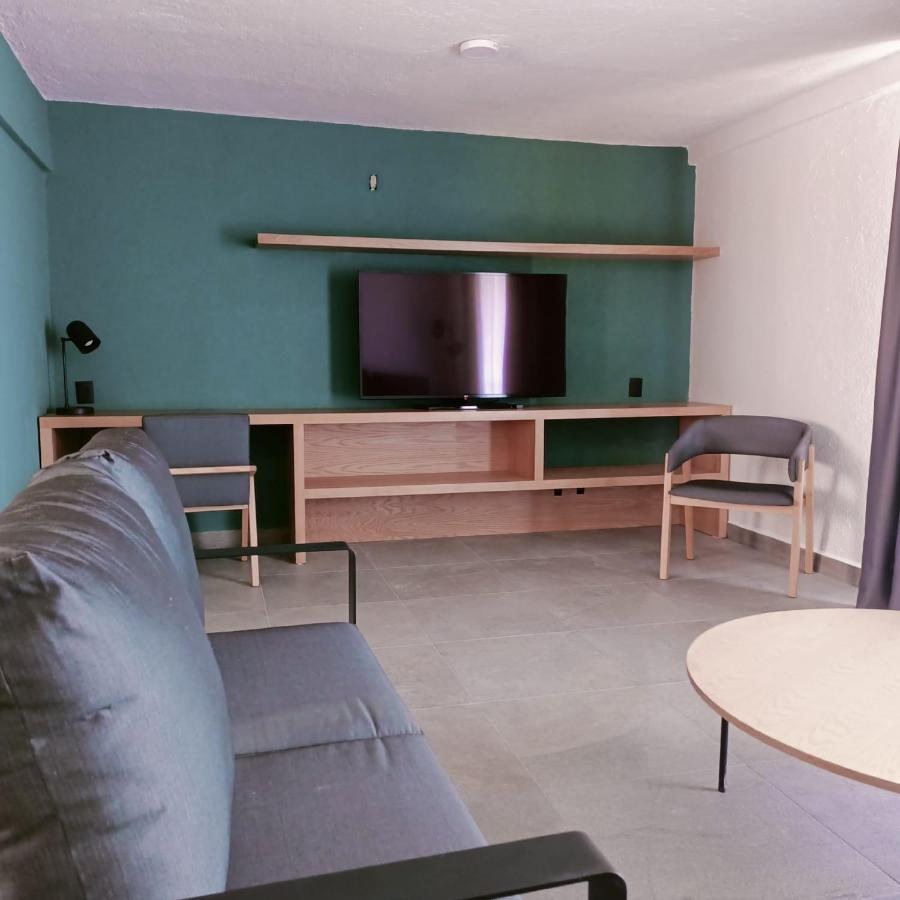 SUNROCK HOTEL & SUITES photo 3