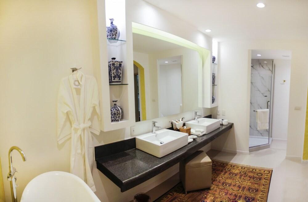 MM Grand Hotel photo 3