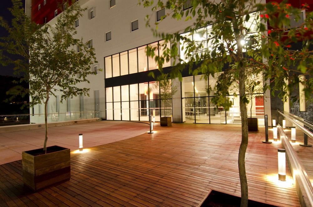 Ramada Encore by Wyndham Guadalajara Sur
