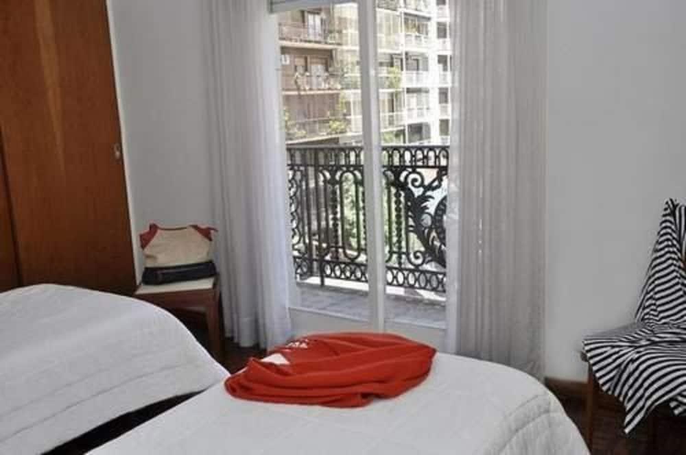 Petit Recoleta Suites photo 3