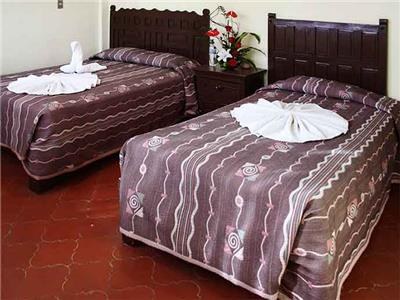 HOTEL AND SUITES POSADA DEL CORTIJO photo 3