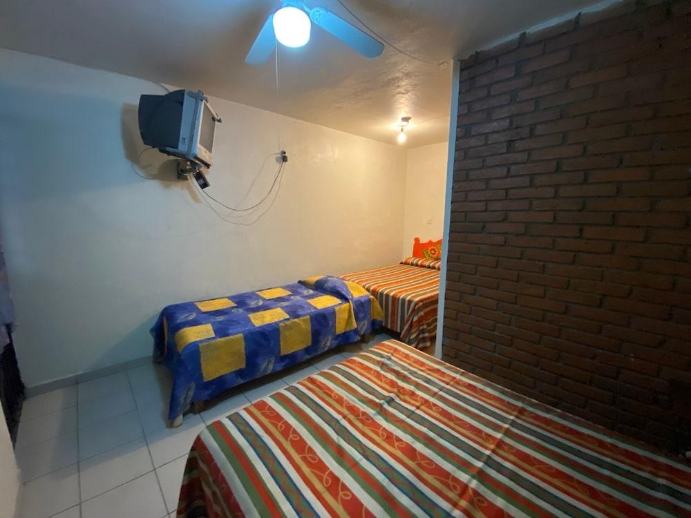 Hotel La Casita photo 2