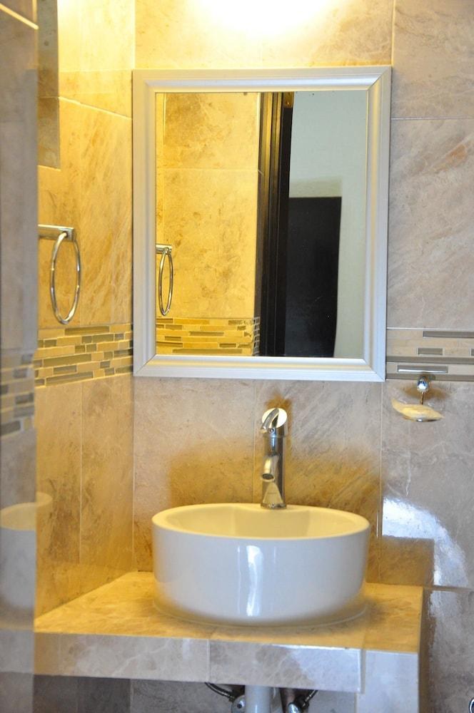 HOTEL IMPERIAL photo 3