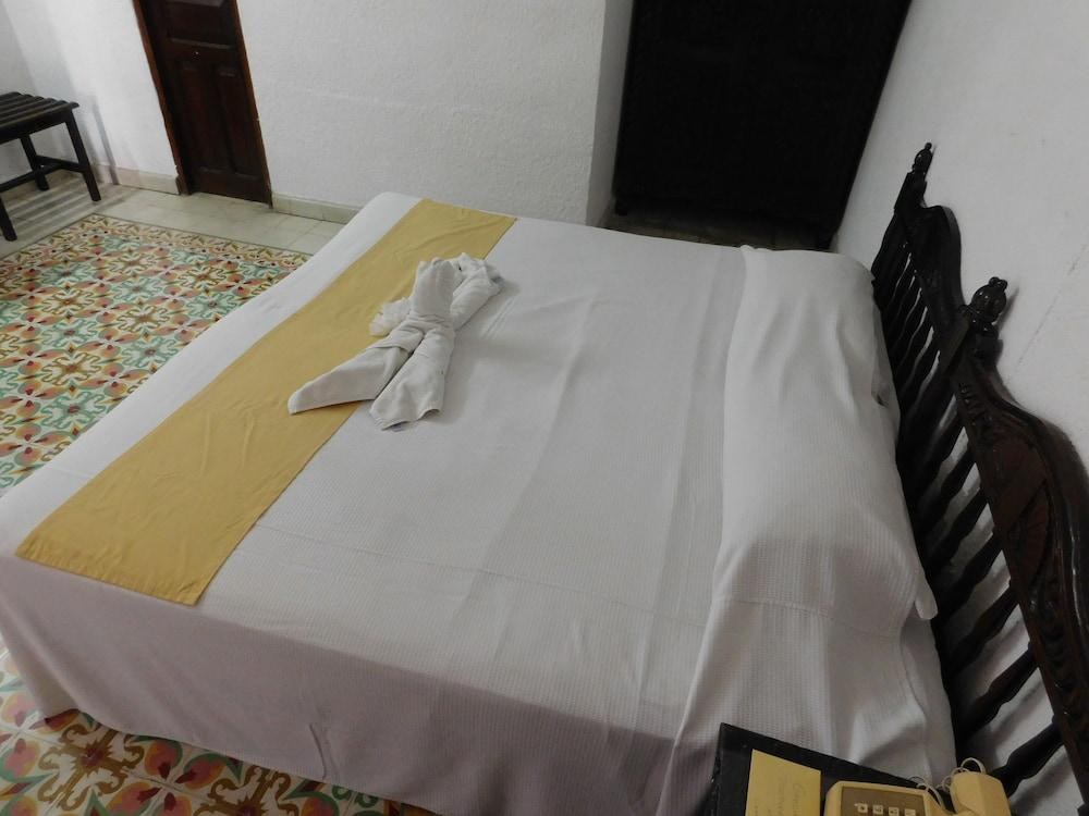 Hotel Posada Toledo & Galeria photo 4