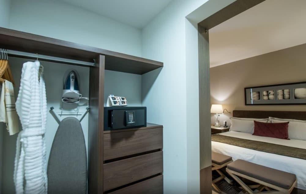 Square Small Luxury Hotel - Providencia photo 2