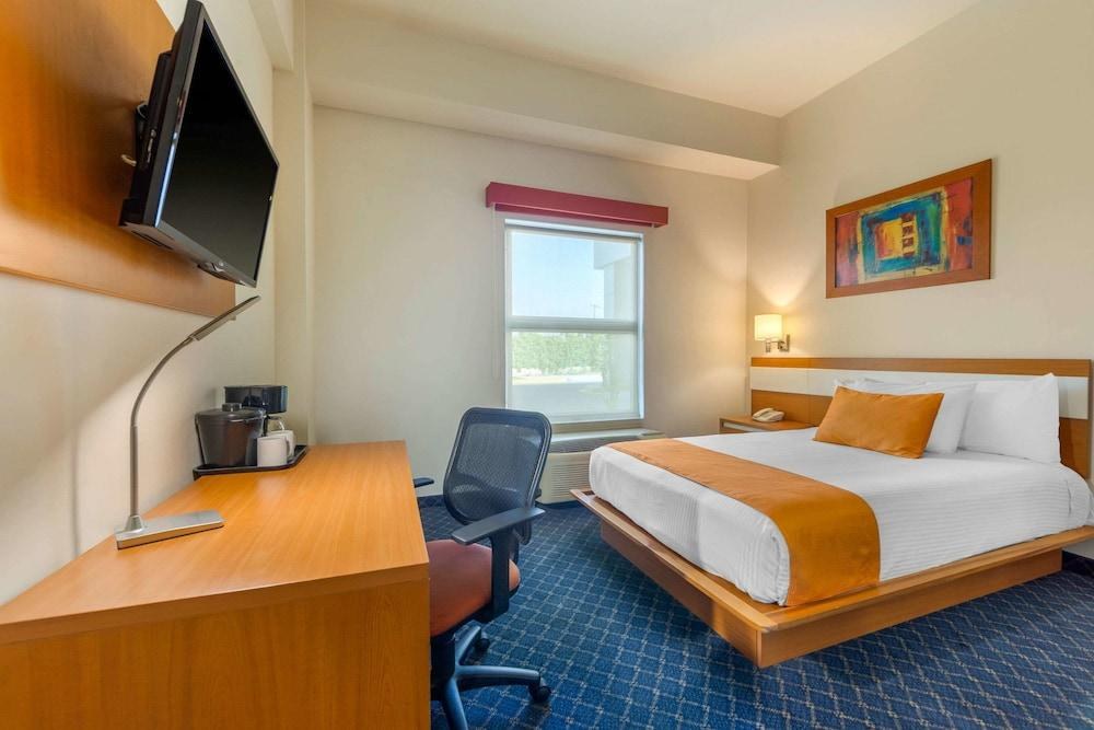 Hotel Greenwood Torreon photo 2