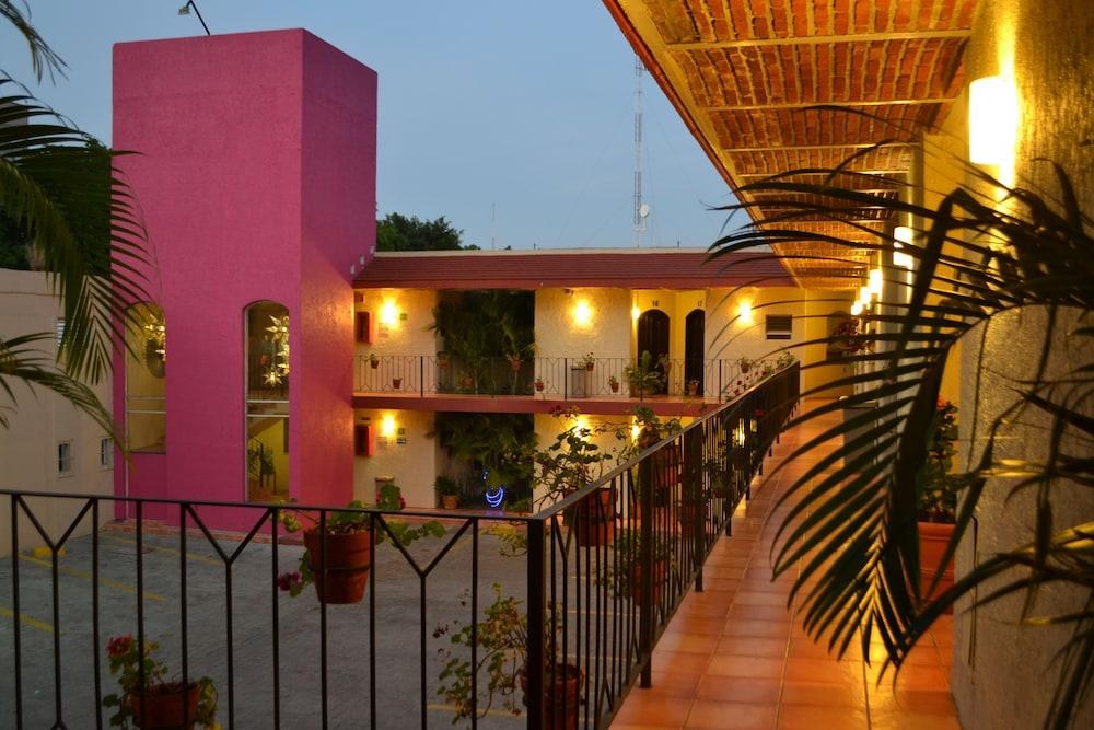 Hotel Villa del Sol Expo photo 2