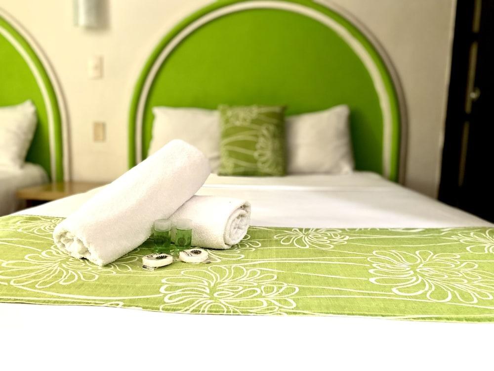 Hotel HC Internacional photo 2