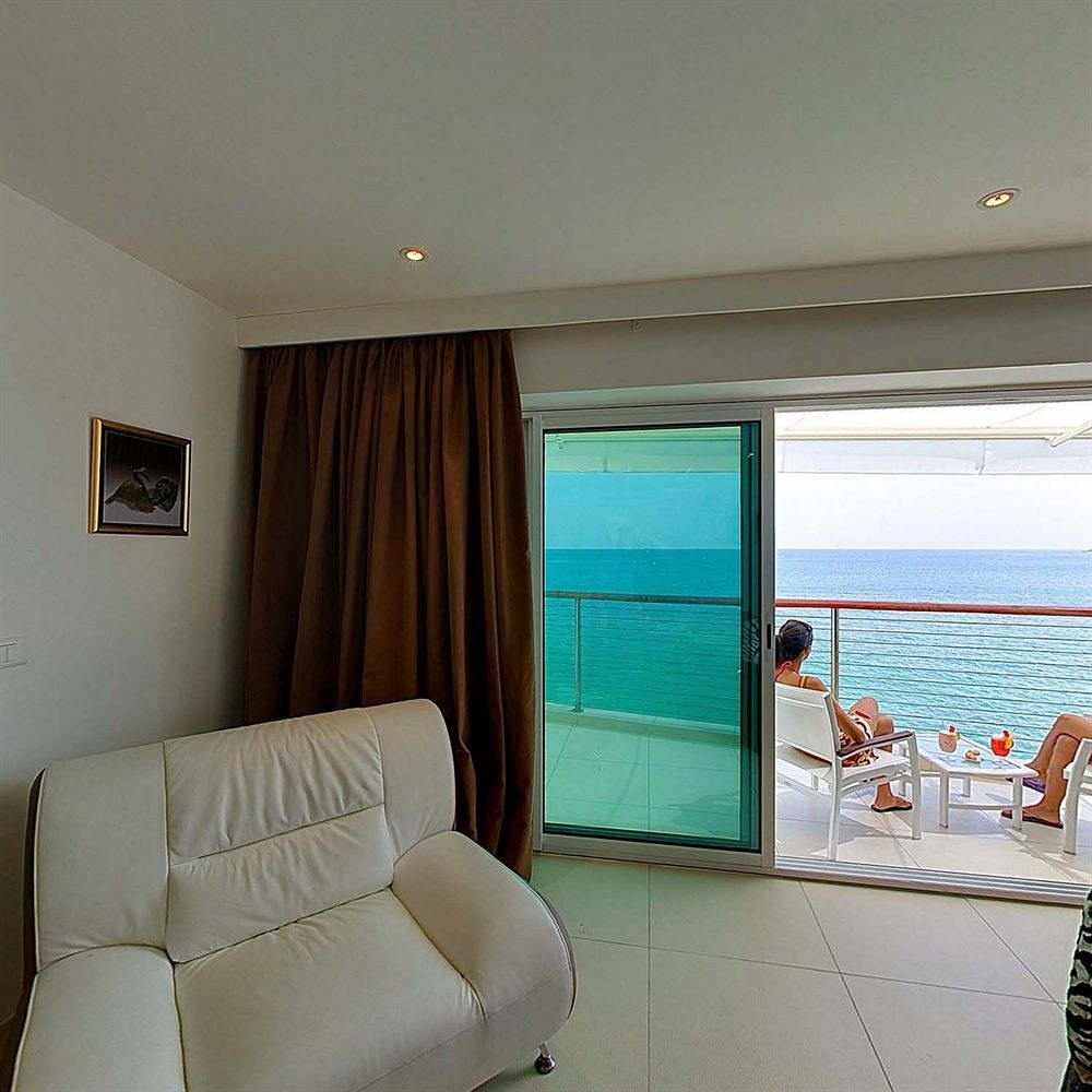 HOTEL LE LAGON II