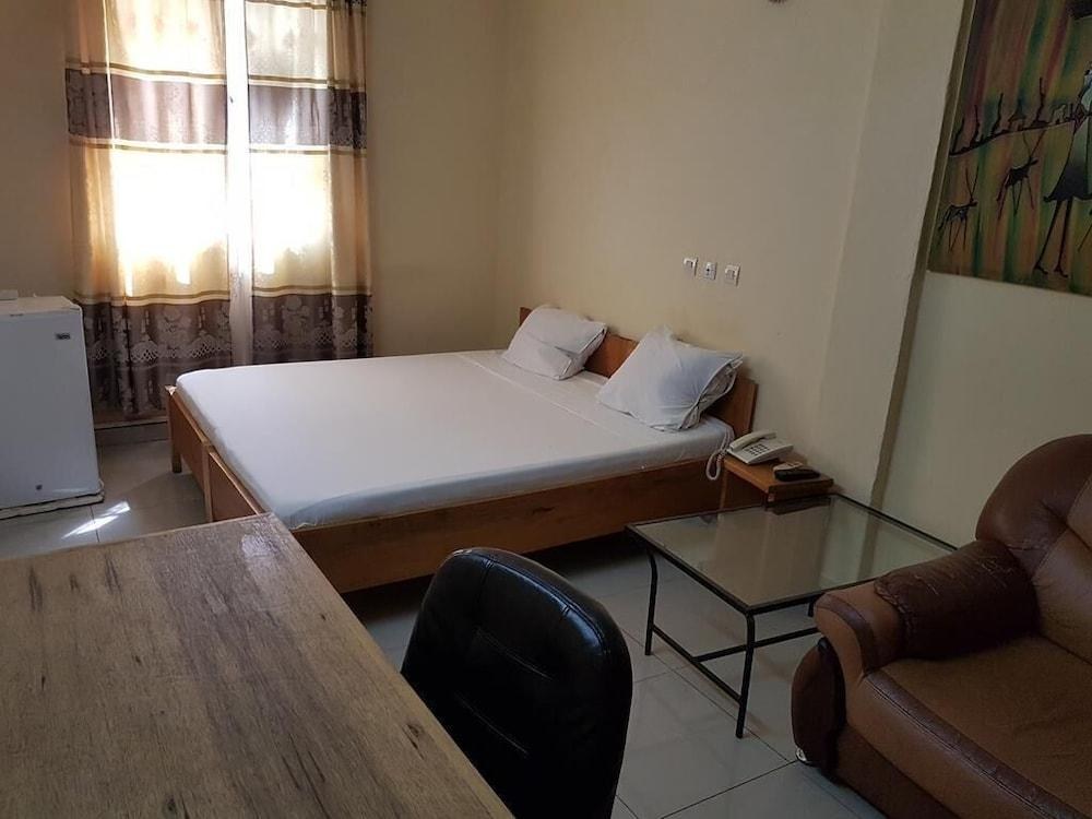 ELITE HOTEL photo 3