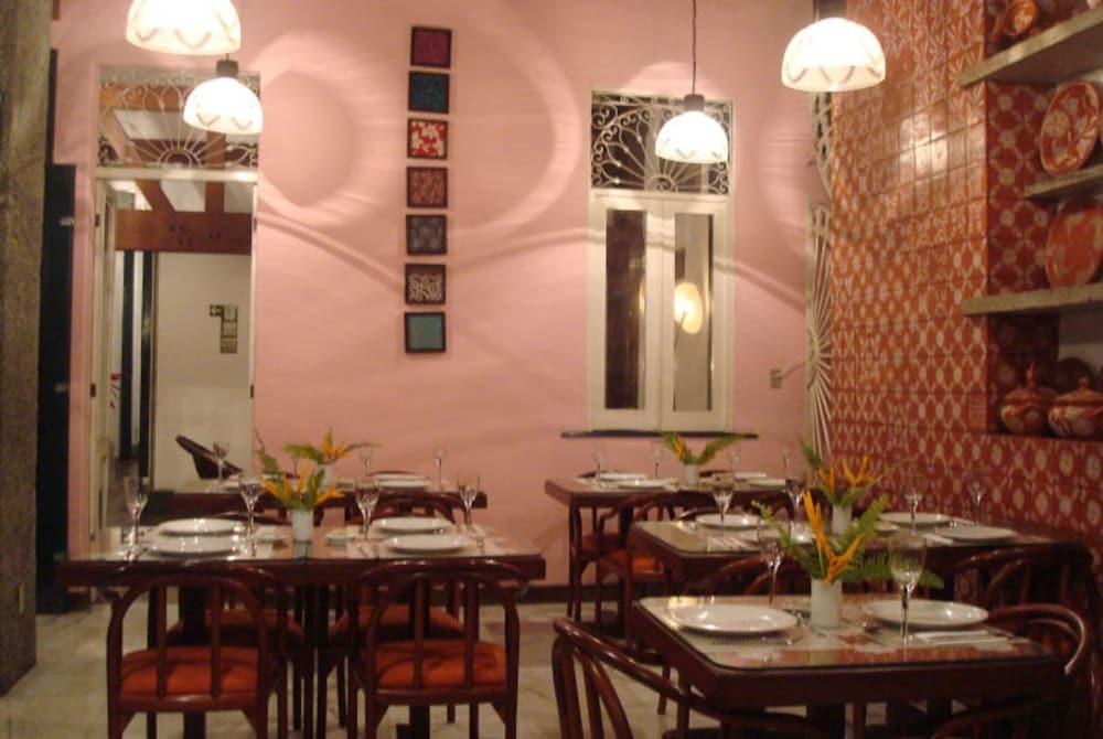 HOTEL CATHARINA PARAGUACU