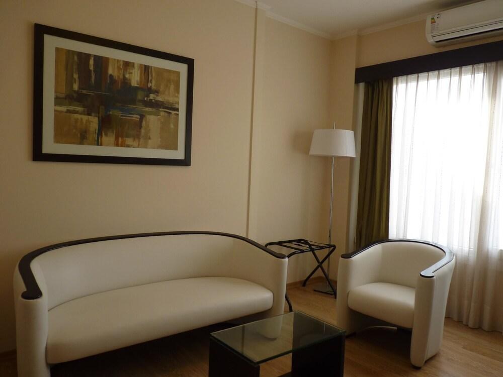 Hotel Osam photo 4