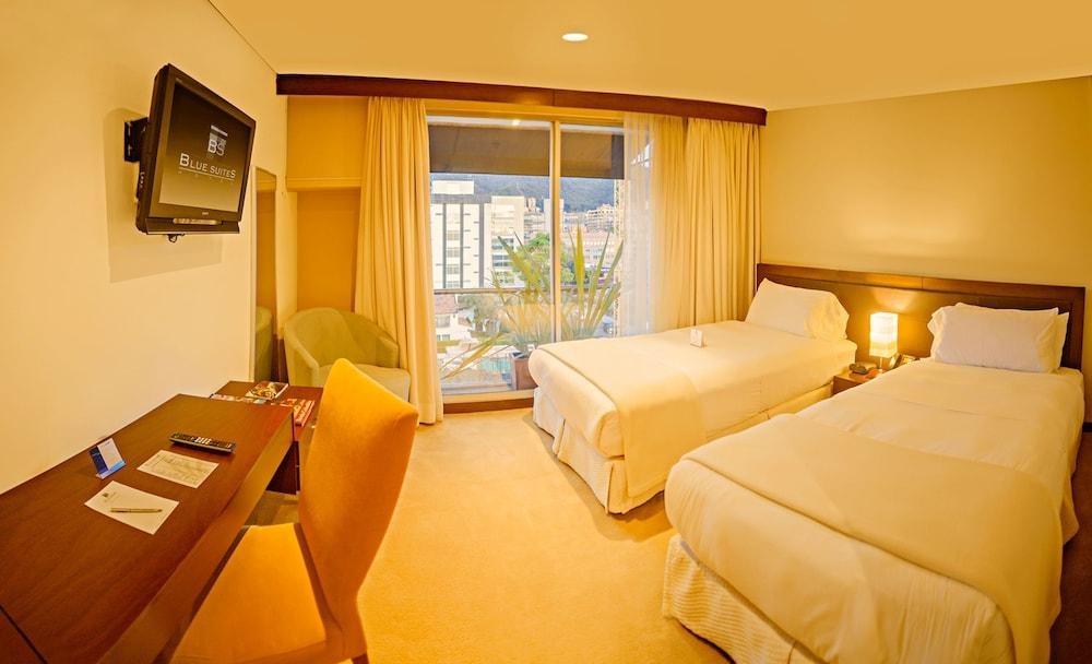 Blue Suites Hotel photo 3