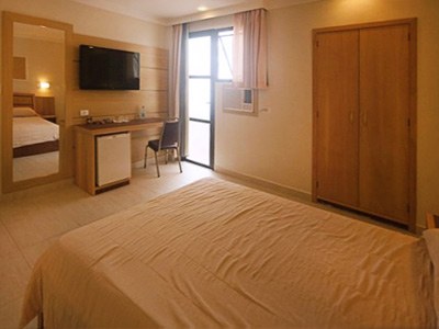 HOTEL WINDSOR photo 2