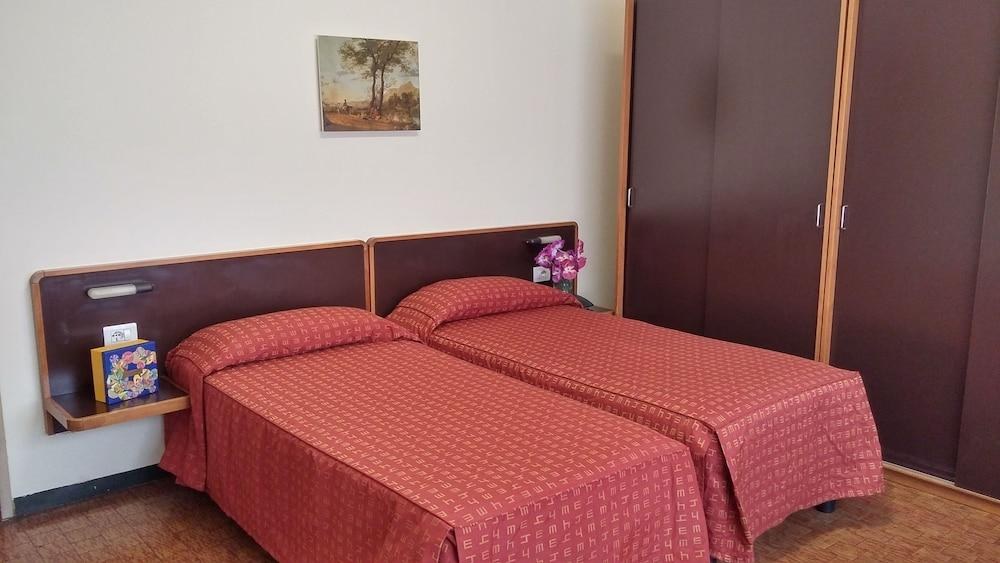 B&B HOTEL MILANO ORNATO photo 4