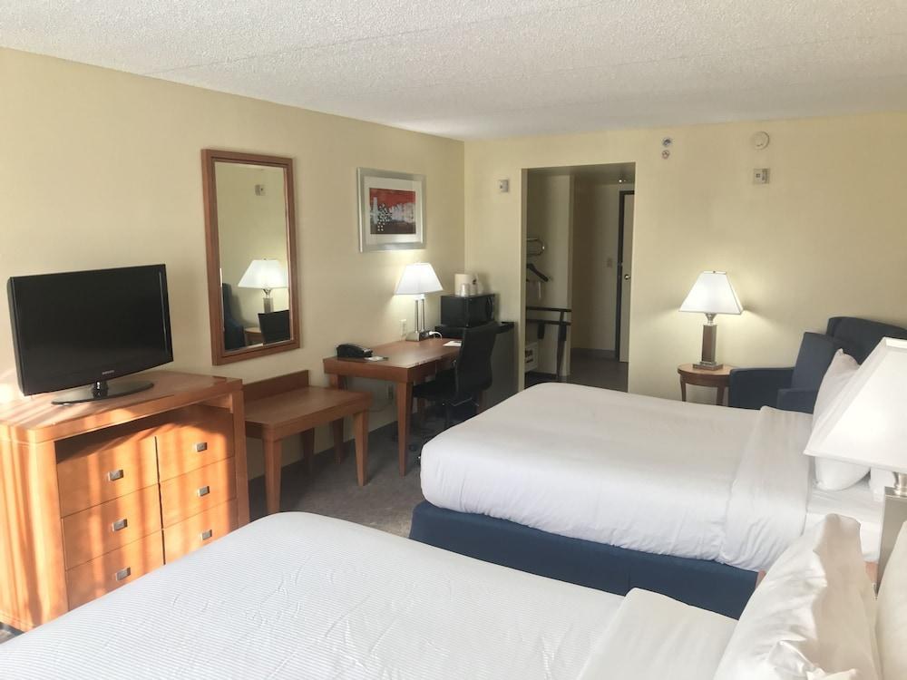 WINGATE BY WYNDHAM CONVENTION CENTER CLOSEST UNIVERSAL ORLANDO photo 3