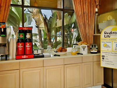 Buena Park Inn photo 2