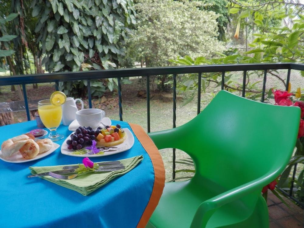 HOTEL CAMPESTRE SANTA MONICA PANCE photo 3