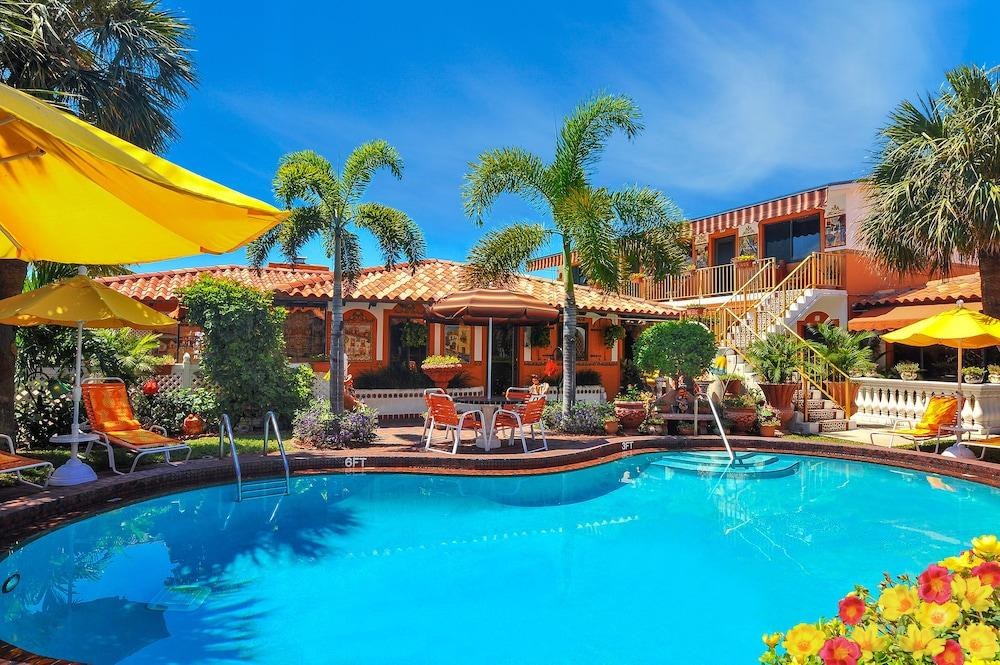 BLUE SEAS COURTYARD photo 2