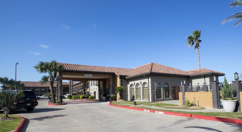 BEST WESTERN EXECUTIVE INN EL CAMPO