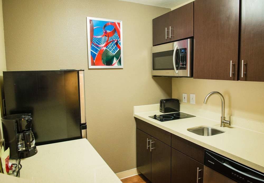 TOWNEPLACE SUITES BY MARRIOTT HOUSTON CLEAR LAKE photo 2