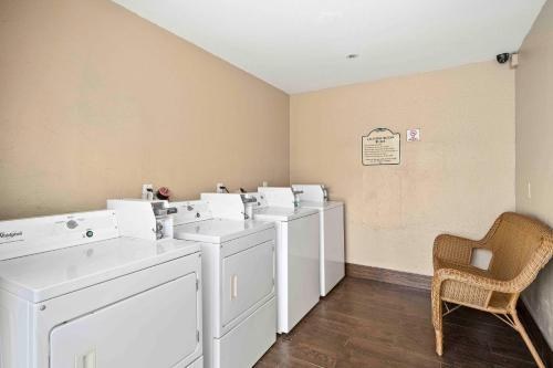 LEMON TREE HOTEL &AMP; SUITES ANAHEIM photo 1