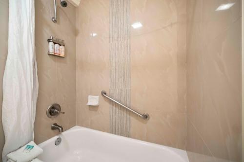 LEMON TREE HOTEL &AMP; SUITES ANAHEIM photo 4