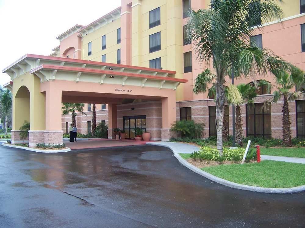 Hampton Inn & Suites Orlando-South Lake Buena Vist