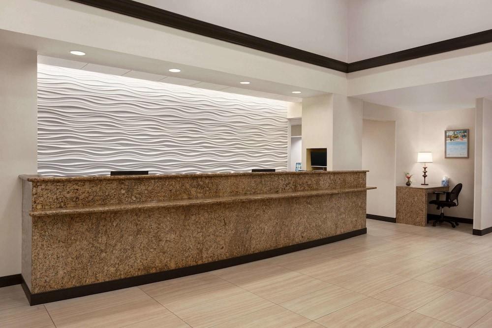 RAMADA SUITES ORLANDO AIRPORT photo 3