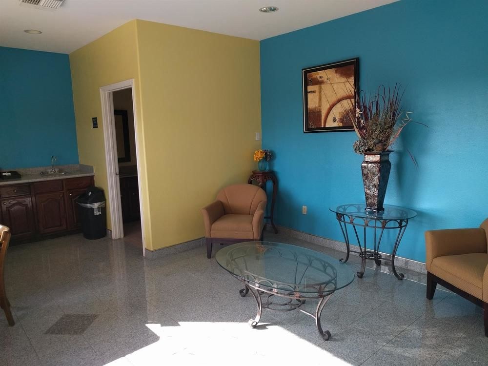 REGENCY INN AND SUITES GALENA