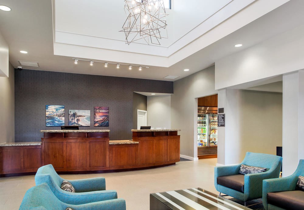 RESIDENCE INN MARRIOTT OCEANSIDE photo 2