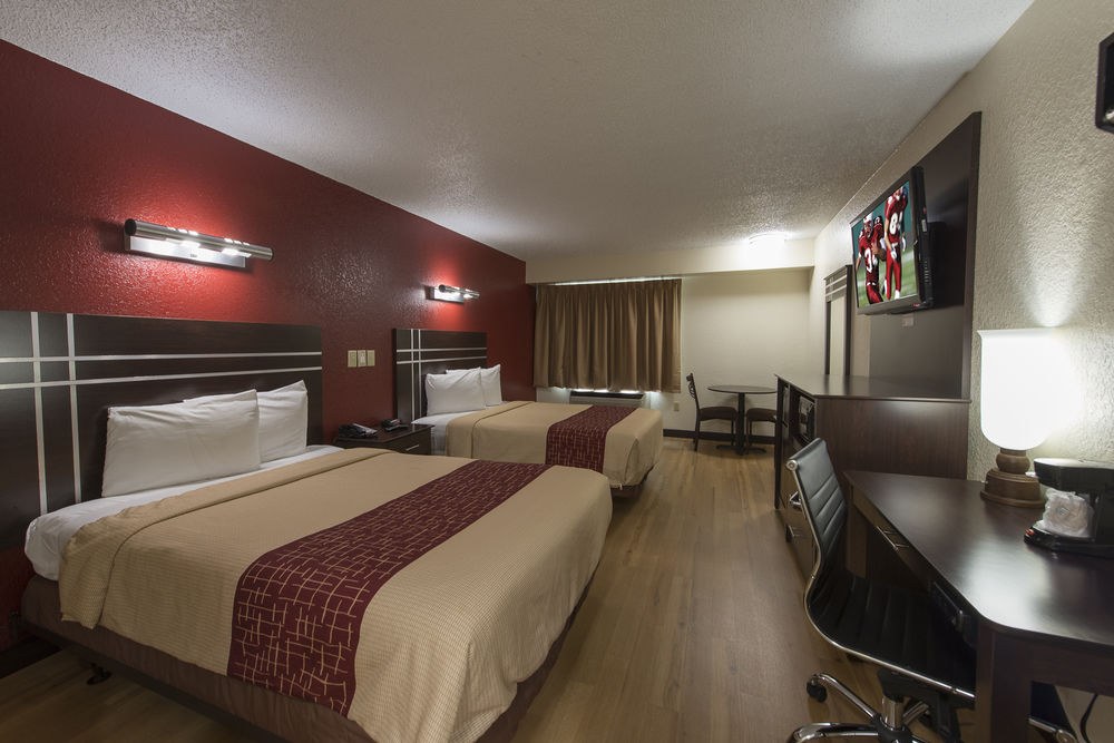 RED ROOF INN HOUSTON - BROOKHOLLOW photo 1