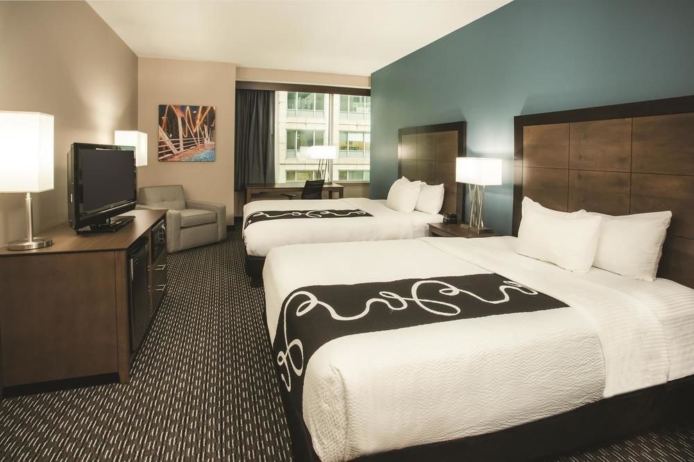 La Quinta Inn & Suites by Wyndham Chicago Downtown photo 1