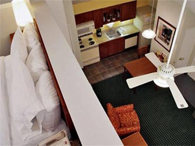 RESIDENCE INN HOUSTON MEDICAL CENTER RELIANT PARK photo 3
