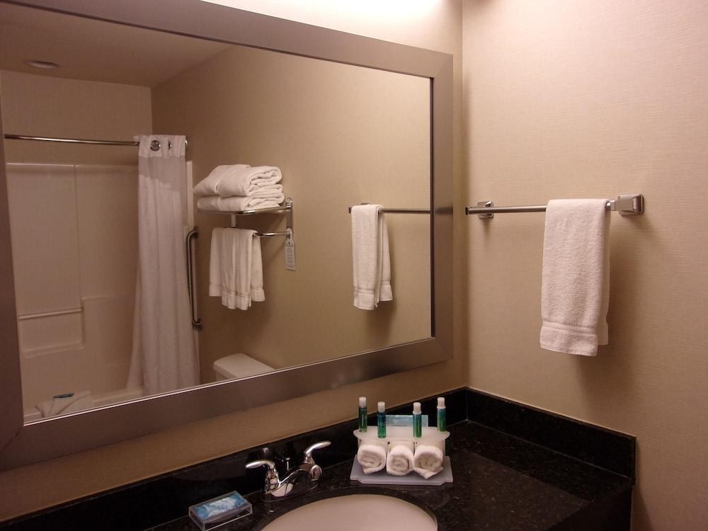 COUNTRY INN &AMP; SUITES BY CARLSON, ROSELLE, IL photo 3