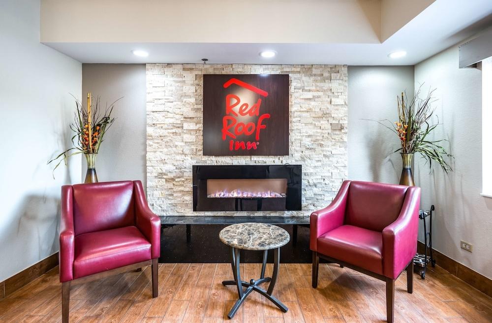 Red Carpet Inn photo 3