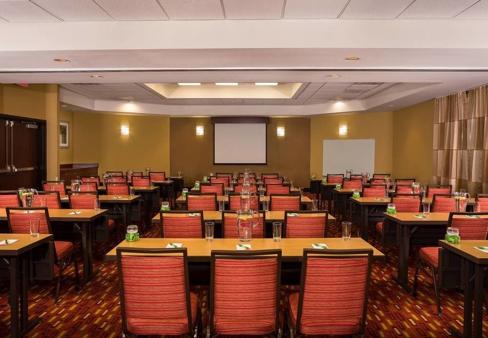 Courtyard by Marriott Fort Lauderdale North/Cypress Creek photo 2