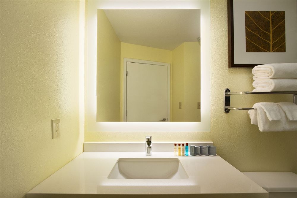 CANDLEWOOD SUITES CHICAGO-WHEELING photo 1
