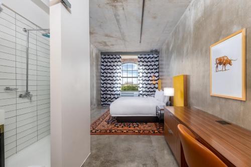 NYLO DALLAS LAS COLINAS photo 3