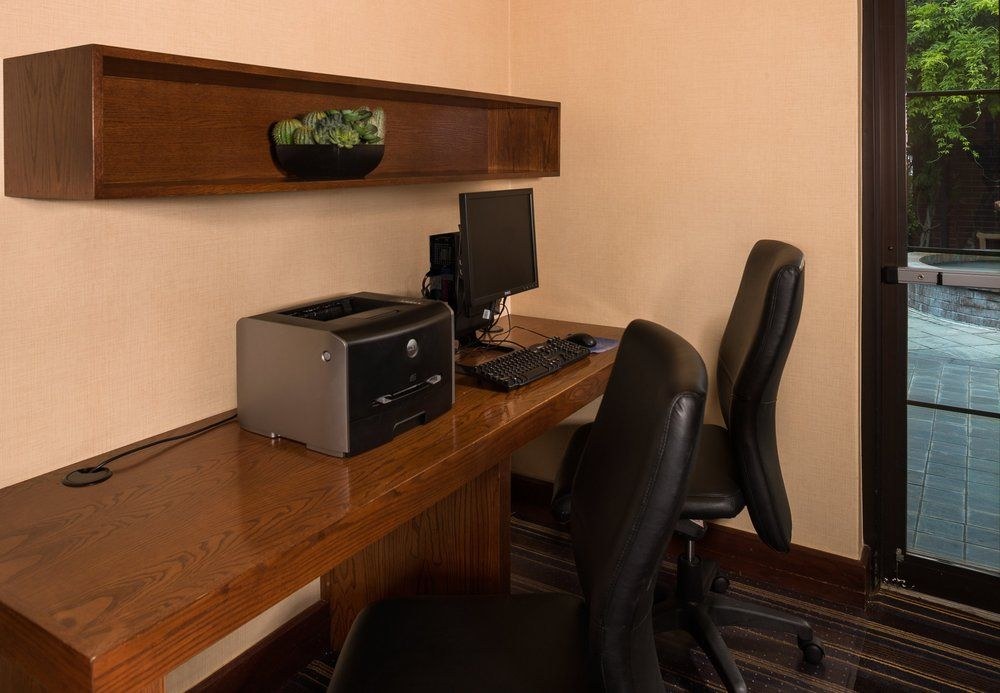 RESIDENCE INN BY MARRIOTT ADDISON photo 2