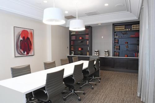 WYNDHAM HOTEL - LAS COLINAS photo 2