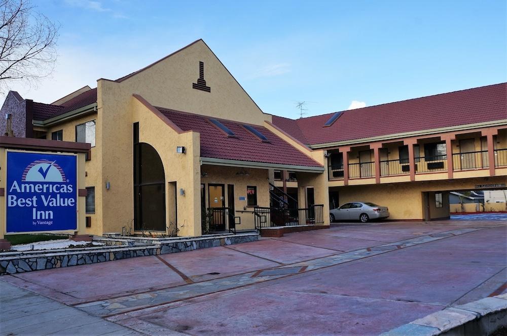 AMERICAS BEST VALUE INN MOUNTAIN VIEW photo 3