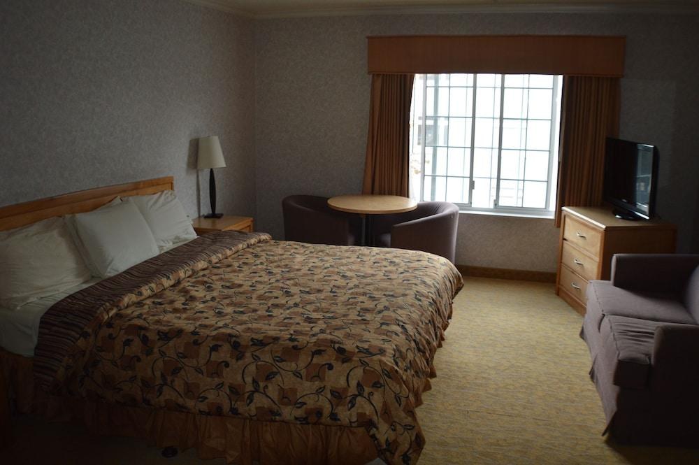 CASTLE INN photo 4